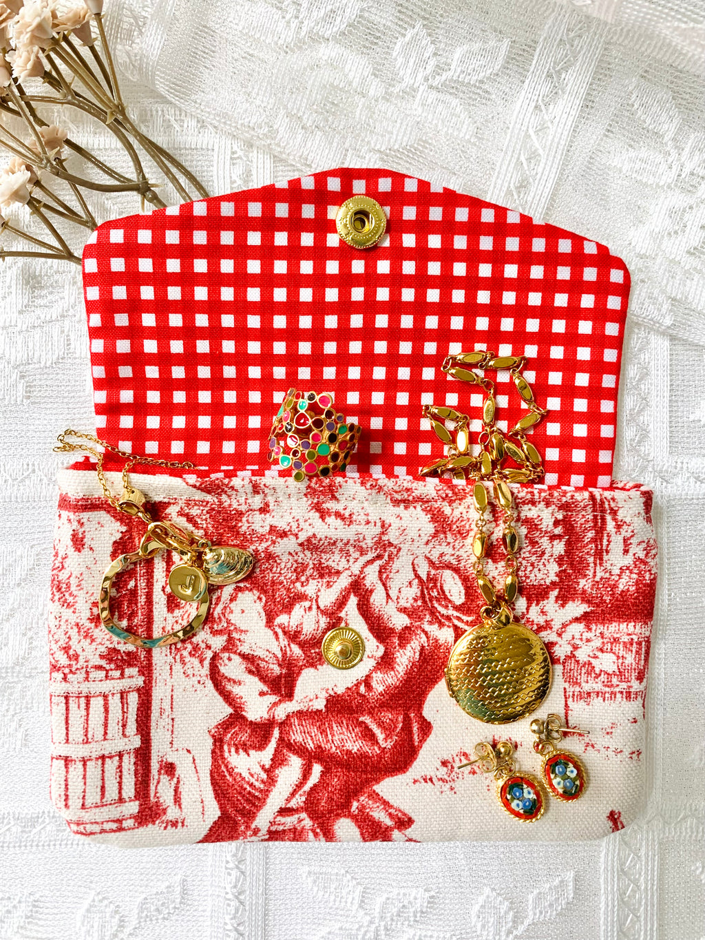 Red Toile de Jouy Jewelry Pouch, Made in France Fabric, Handmade Coin Purse, French Jewelry Travel Pouch, Card Holder Wallet