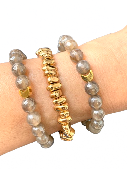 Mystical Elegant Gray Agate Bracelet