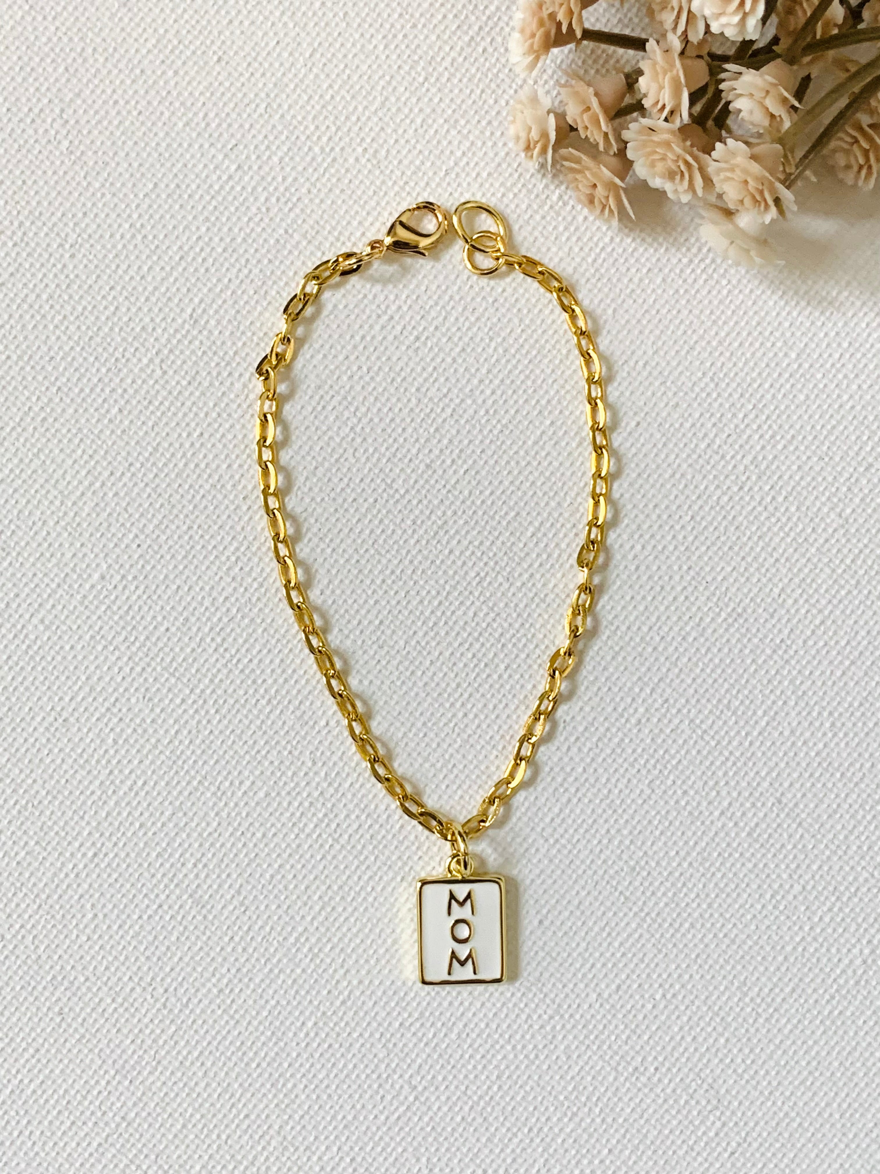 Mom Gold Oval Chain Bracelet - 24K Gold Filled Charm Bracelet for Mothers